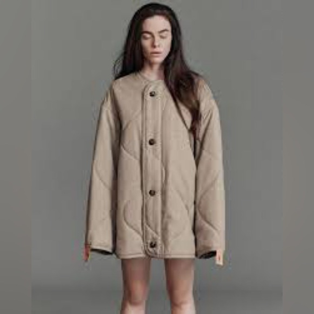 JW Anderson Beige Oversized Quilted Jacket Unisex Size S